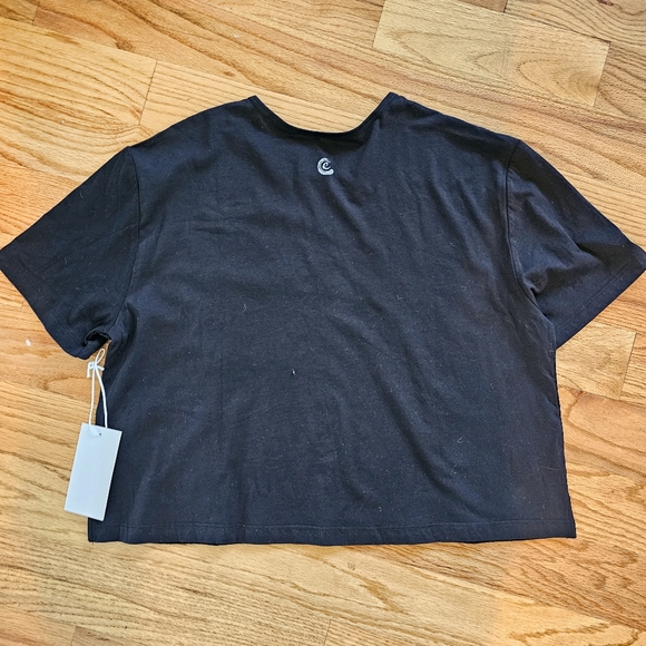 NWT Calme by Johnny Was Size Small Cropped Black Tee with Breast Pocket Cotton - Picture 5 of 7